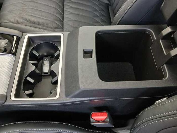 Mitsubishi Outlander 2.4i Plug-in-Hybrid Top