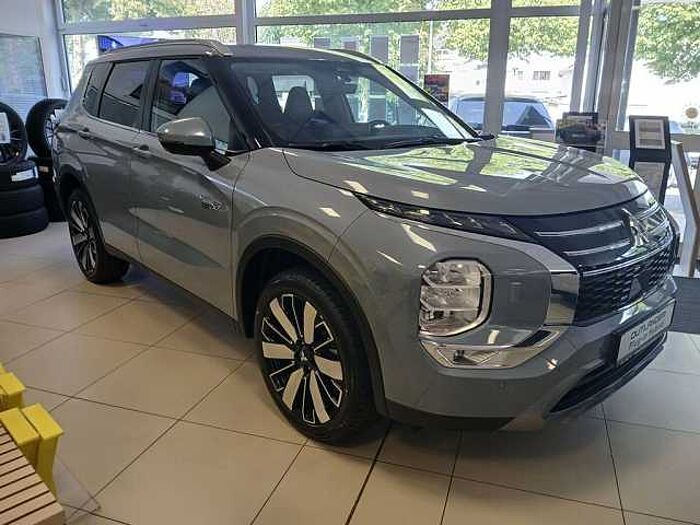 Mitsubishi Outlander 2.4i Plug-in Hybrid - Intro Edition