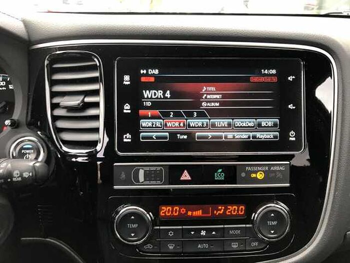 Mitsubishi Outlander 2.4i Plug-in-Hybrid 4WD Plus