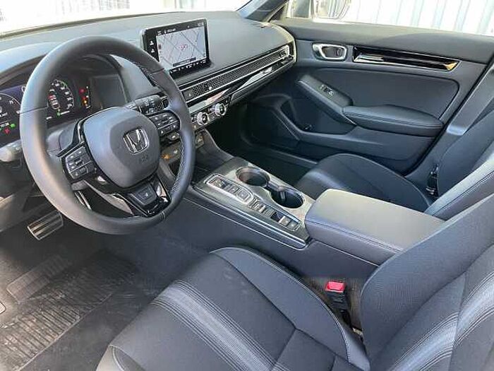 Honda Civic e:HEV 2.0 i-MMD Hybrid Sport - Facelift