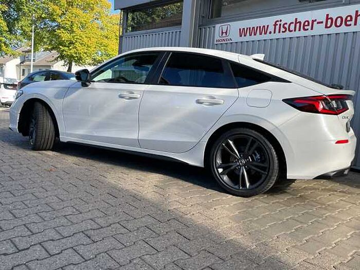 Honda Civic e:HEV 2.0 i-MMD Hybrid Sport - Facelift