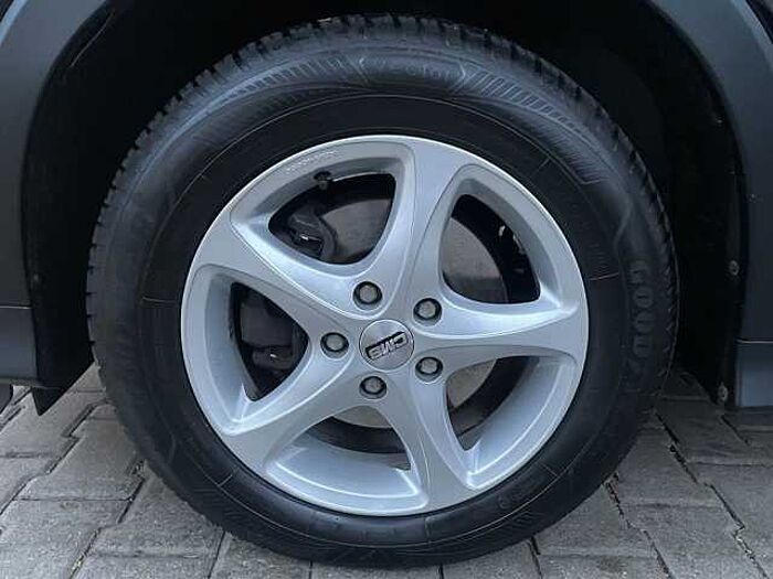 Honda HR-V 1.5i Elegance mit Naviagtion