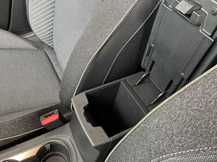 Mitsubishi Grandis 1.8i Hybrid Automatik Intro Edition