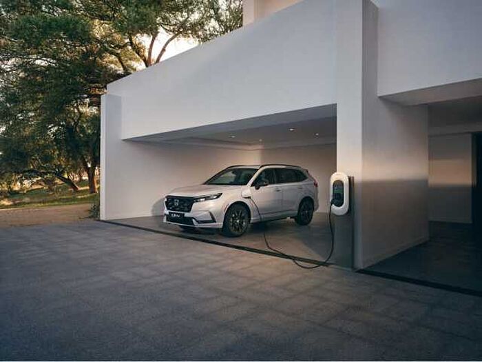 Honda CR-V e: PHEV Plug-in-Hybrid Advance Tech 2WD