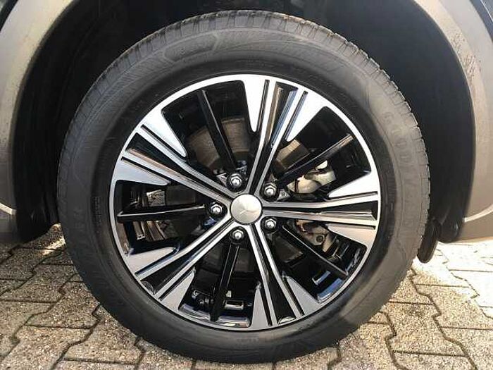 Mitsubishi Eclipse Cross 1.5i Spirit+ mit Allwetterreifen