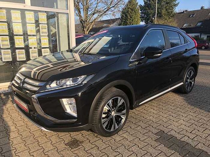 Mitsubishi Eclipse Cross 1.5i Spirit+ mit Allwetterreifen