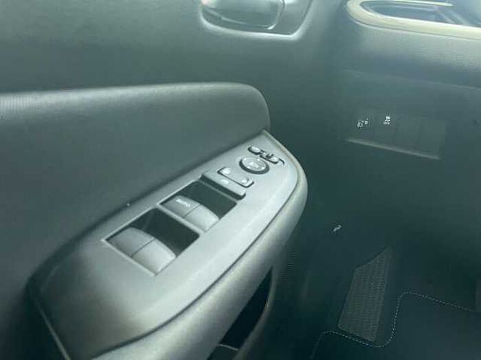 Honda Jazz e: HEV 1.5 i-MMD Hybrid Elegance