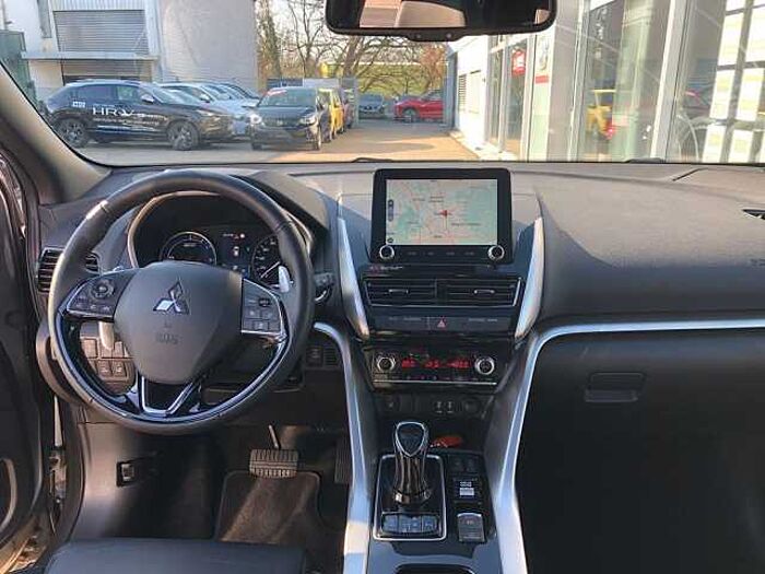 Mitsubishi Eclipse Cross 2.4i Plug-in Hybrid TOP