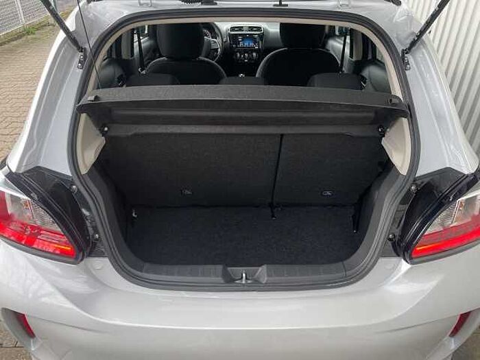 Mitsubishi Space Star 1.2 Select+ Black