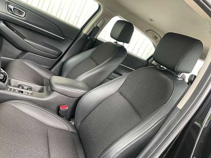 Honda HR-V 1.5i-MMD Hybrid Advance / Allwetter