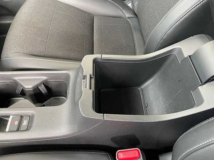 Honda HR-V 1.5i-MMD Hybrid Advance / Allwetter