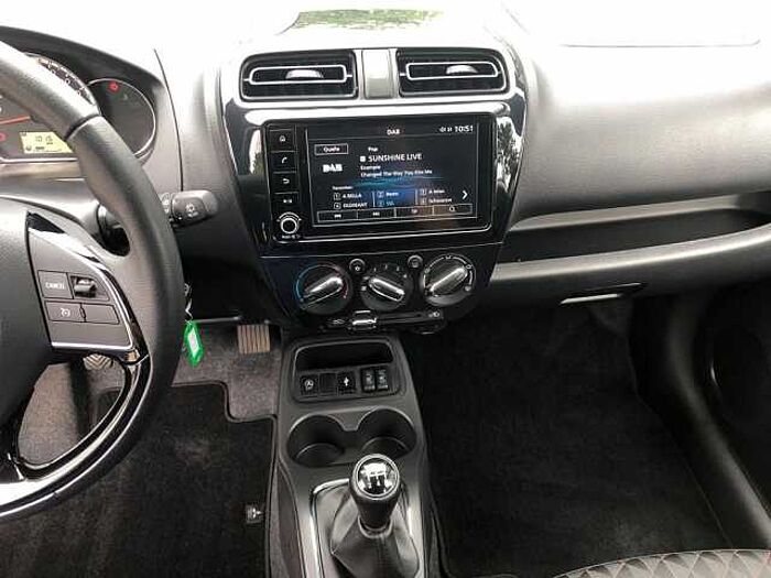 Mitsubishi Space Star 1.2i Intro Edition+