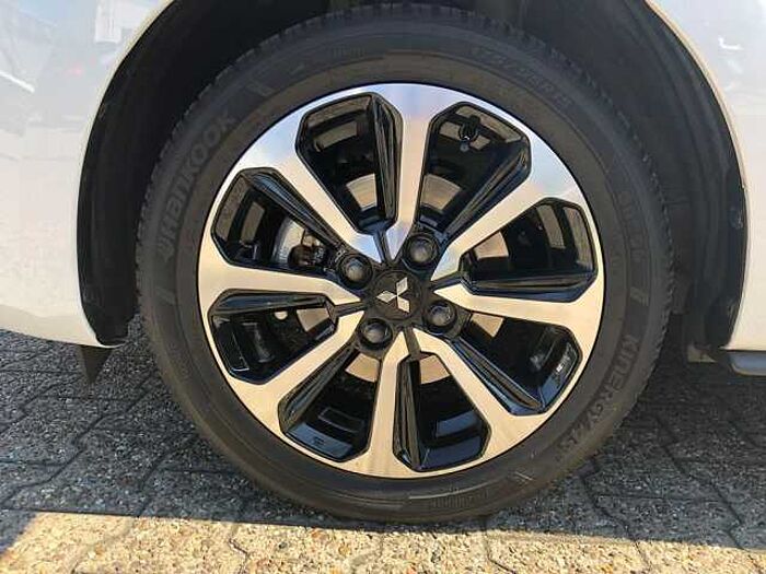 Mitsubishi Space Star 1.2i Intro Edition+