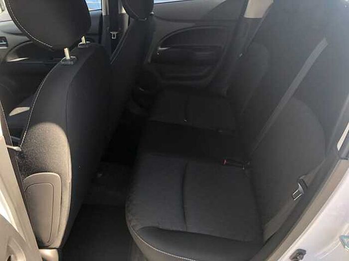 Mitsubishi Space Star 1.2i Intro Edition+