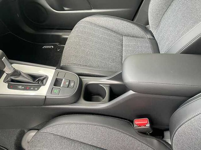Honda Jazz e: HEV 1.5 i-MMD Hybrid Advance