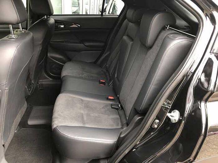 Mitsubishi Space Star 1.2 Basis - Allwetterreifen
