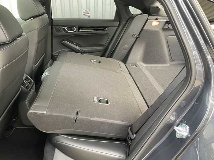 Honda Civic 2.0 e: HEV Hybrid Advance
