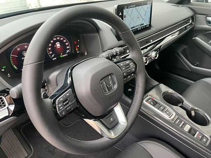 Honda Civic 2.0 e: HEV Hybrid Advance