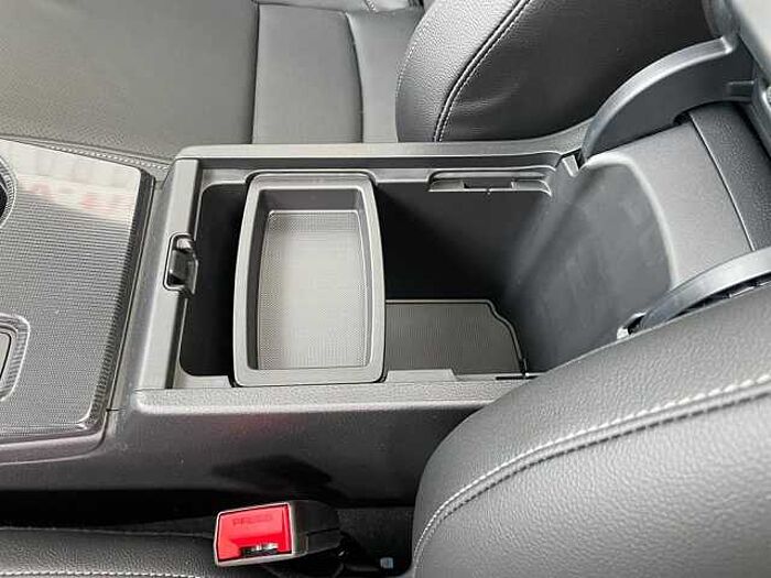 Honda Civic 2.0 e: HEV Hybrid Advance