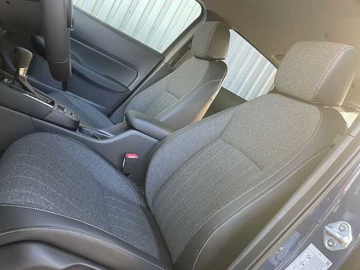 Honda Jazz 1.5 Hybrid Advance
